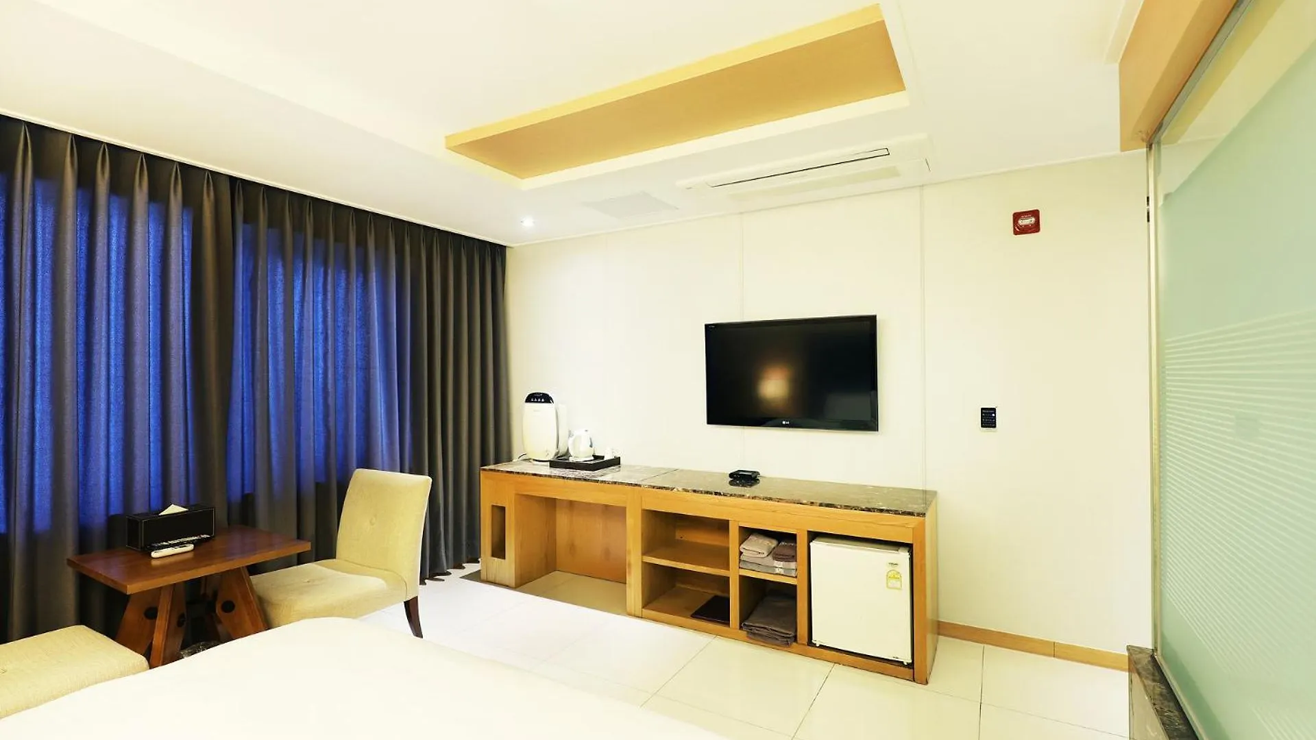**** Hotel 인천 월미도 두바이 관광 호텔 South Korea