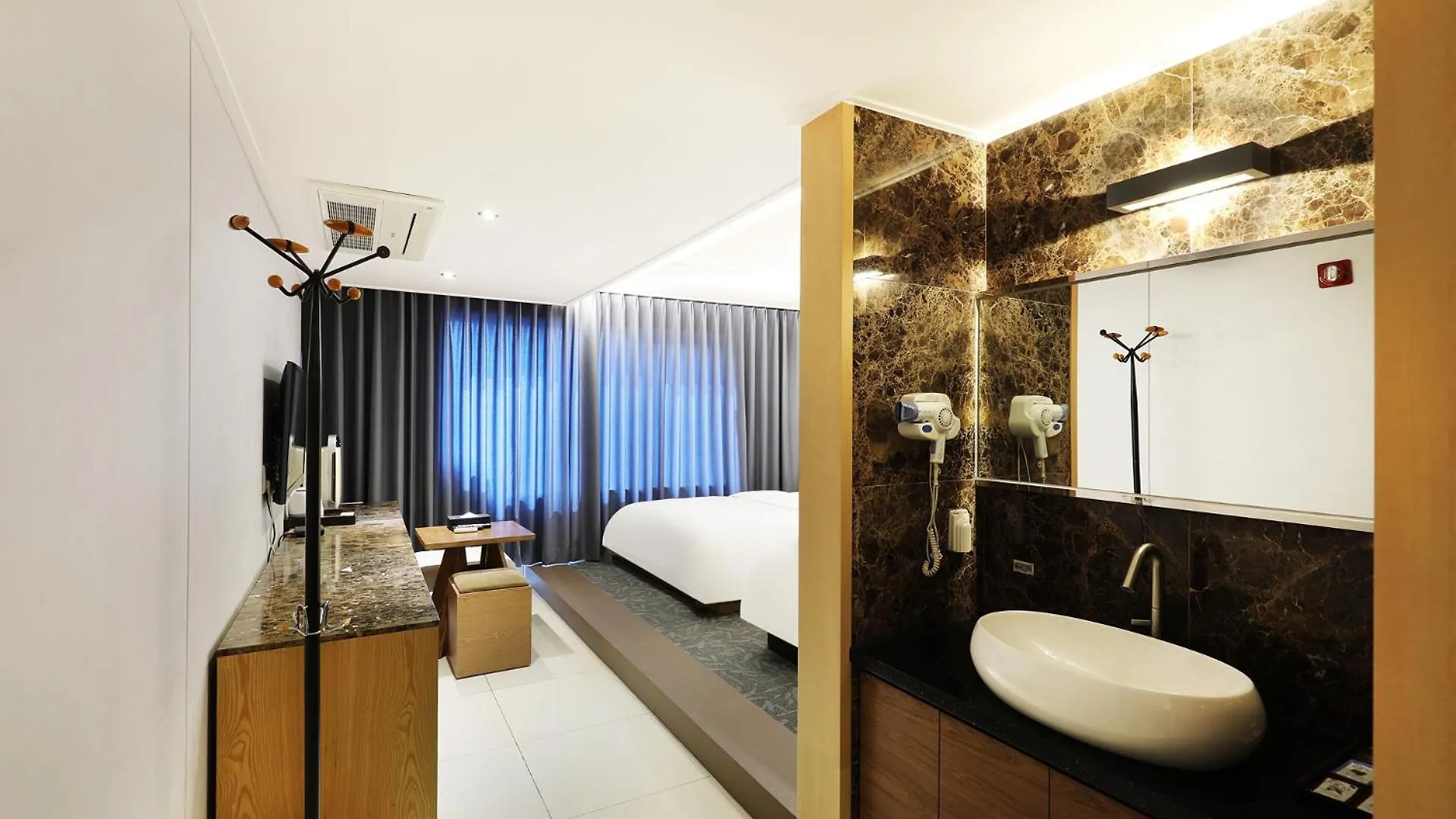 Hotel 인천 월미도 두바이 관광 호텔